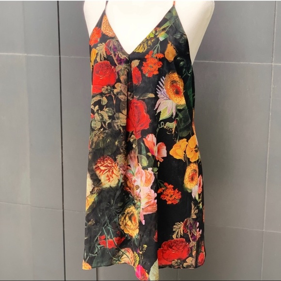 Alice + Olivia Dresses & Skirts - 🌺 Alice and Olivia Silk Moody Floral Dress 🌺